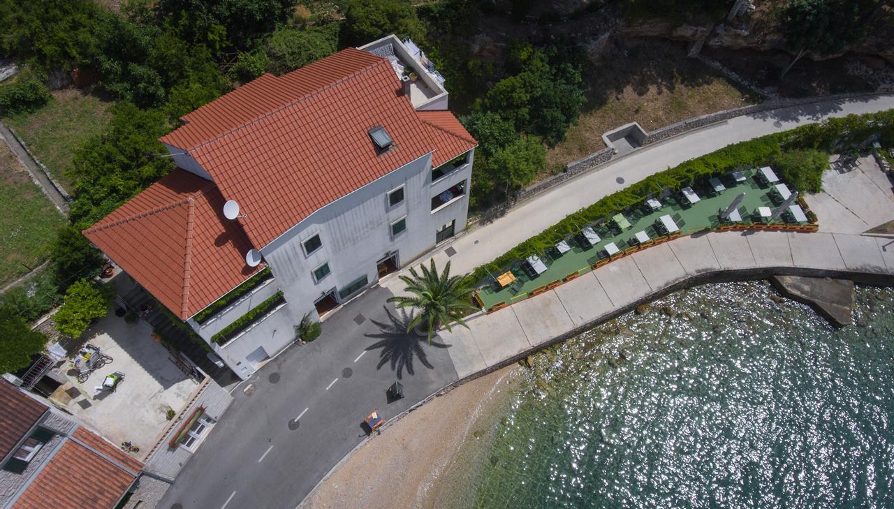 Laguna 2